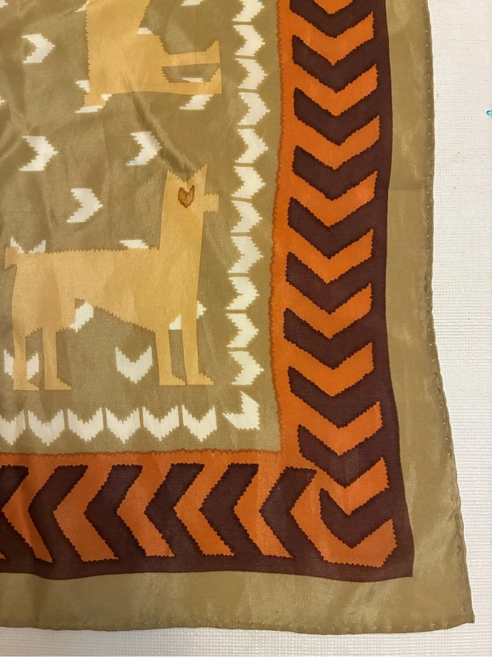 Vintage Echo Scarf with Llama Motif, Made in Japan